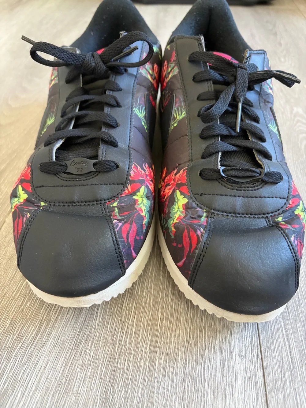 Rare Nike Cortez Basic Floral Pack Men Size 13; no orginal box